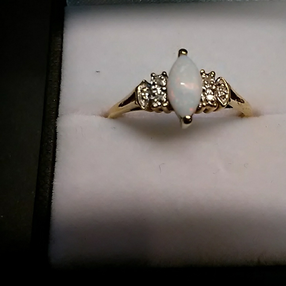 10k Opal Ring